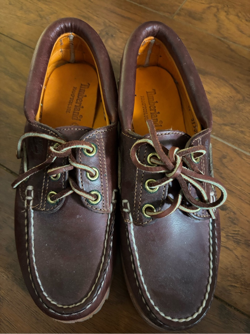 Vintage USA made Timberland Burgundy Leather Boat Shoes with Tan Laces new